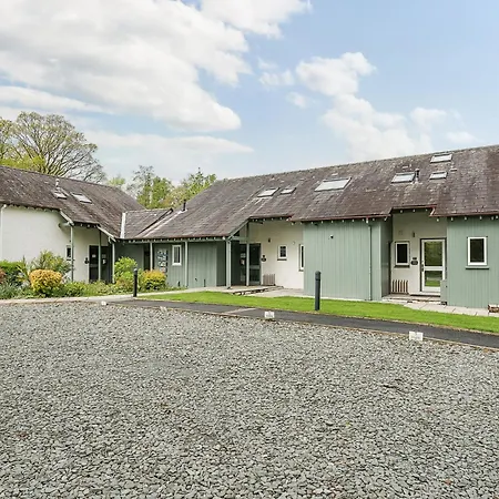 Yew - Woodland Holiday home Bowness-on-Windermere